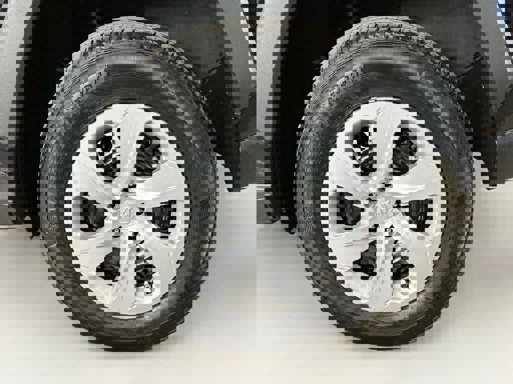 Used 2025 Toyota RAV4 LE image 11