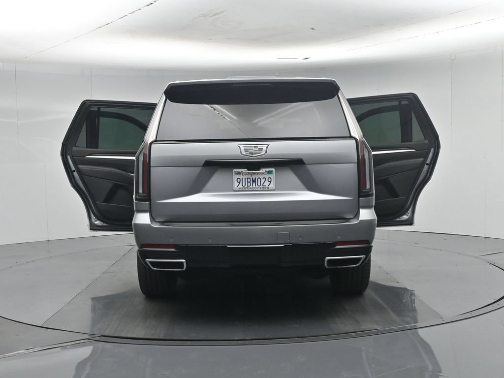 Used 2025 Cadillac Escalade Premium Luxury w/ Touring Package AWD/4WD image 41