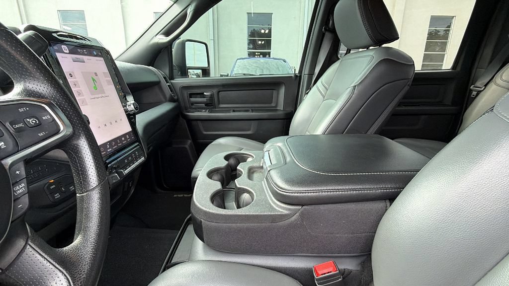 Used 2025 RAM 3500 Tradesman AWD/4WD image 22