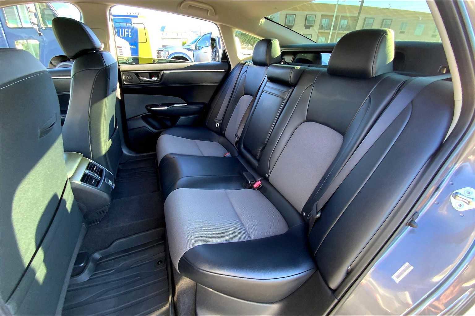 Used 2018 Honda Clarity Plug-In Hybrid image 19