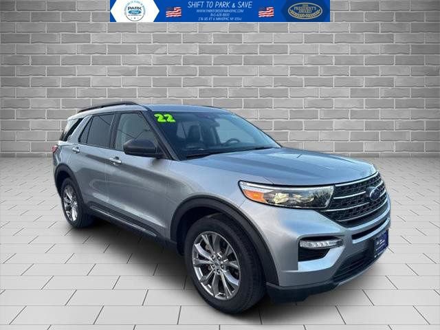 Certified 2022 Ford Explorer XLT w/ Equipment Group 202A image 7
