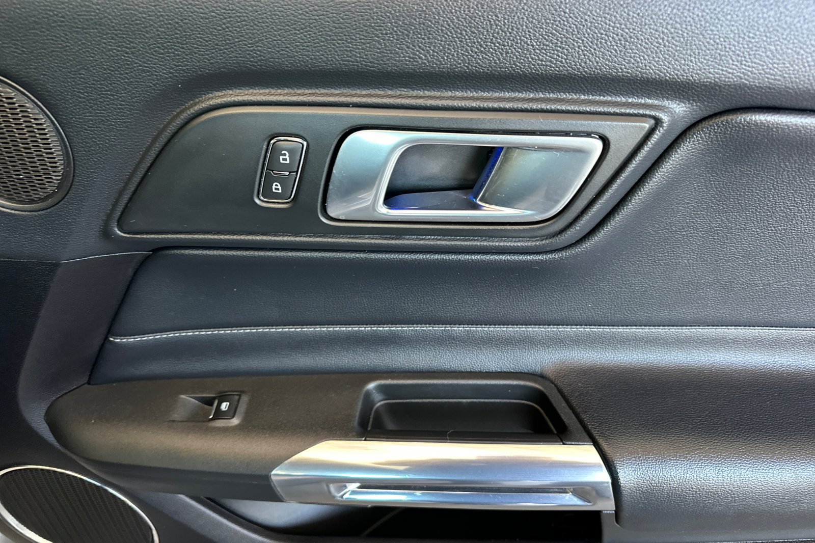 Certified 2020 Ford Mustang GT Premium RWD image 17