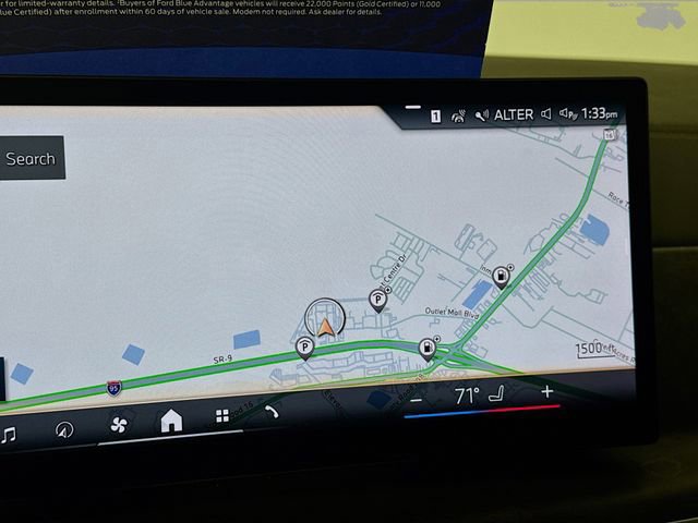 Used 2024 BMW X7 xDrive40i w/ M Sport Package image 16