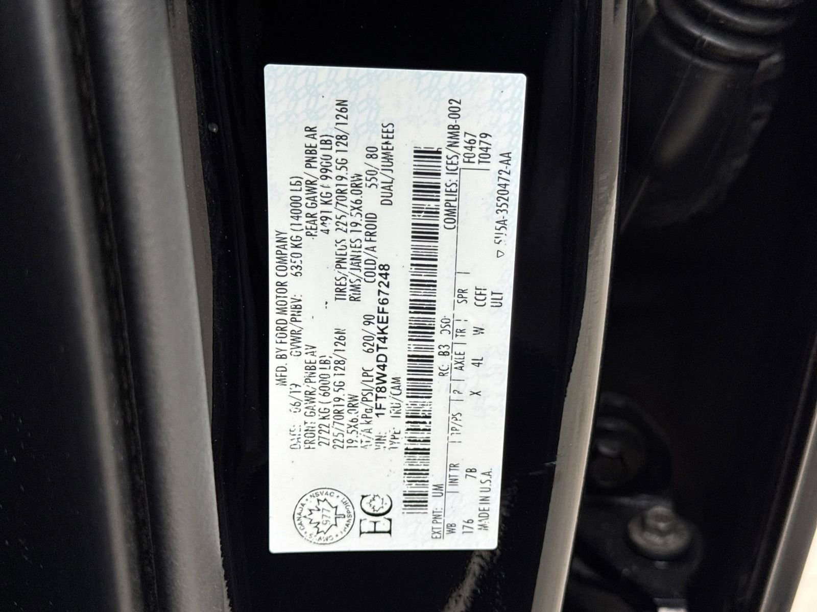 Certified 2019 Ford F450 Platinum w/ Platinum Ultimate Package AWD/4WD image 42