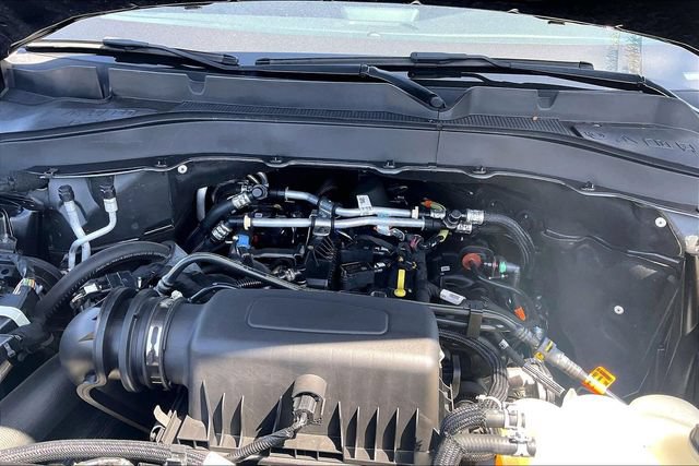 Certified 2024 Ford Explorer XLT w/ Equipment Group 202A RWD image 33