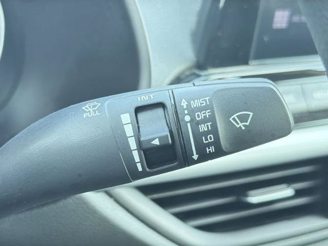 Used 2024 Kia Forte LXS FWD image 25