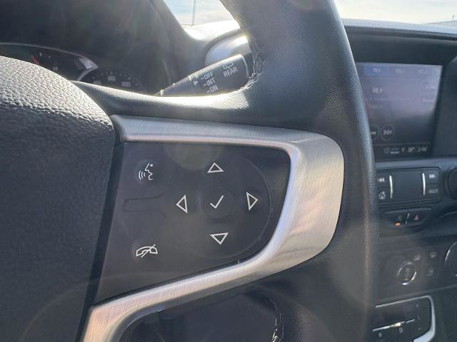 Used 2023 GMC Terrain SLT image 23