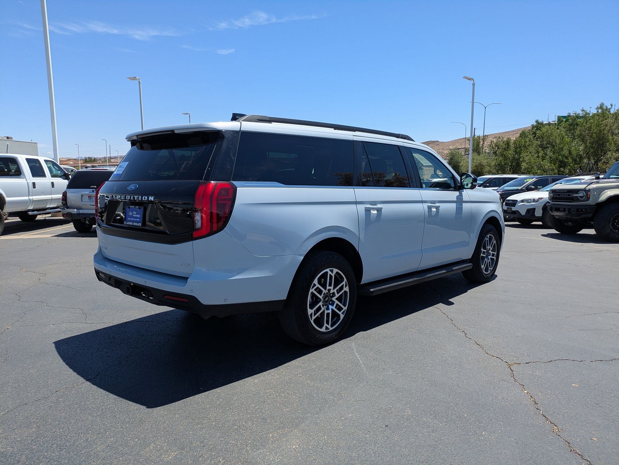 Certified 2025 Ford Expedition Max Active AWD/4WD image 4