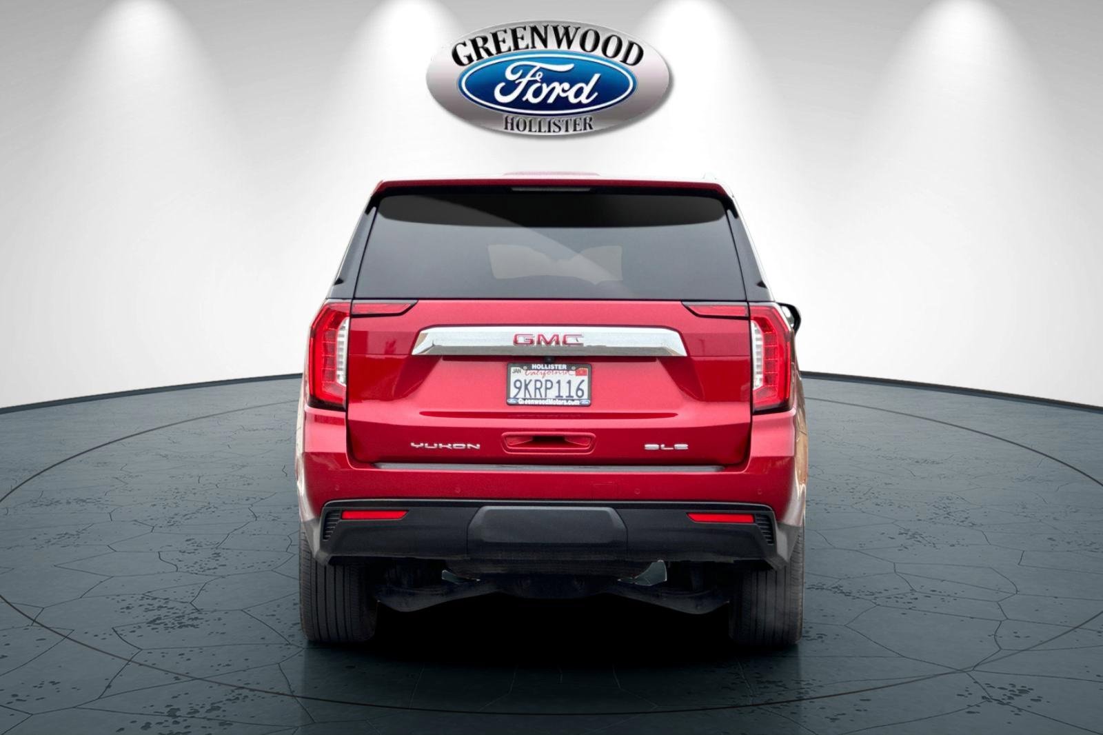 Used 2024 GMC Yukon XL SLE image 5