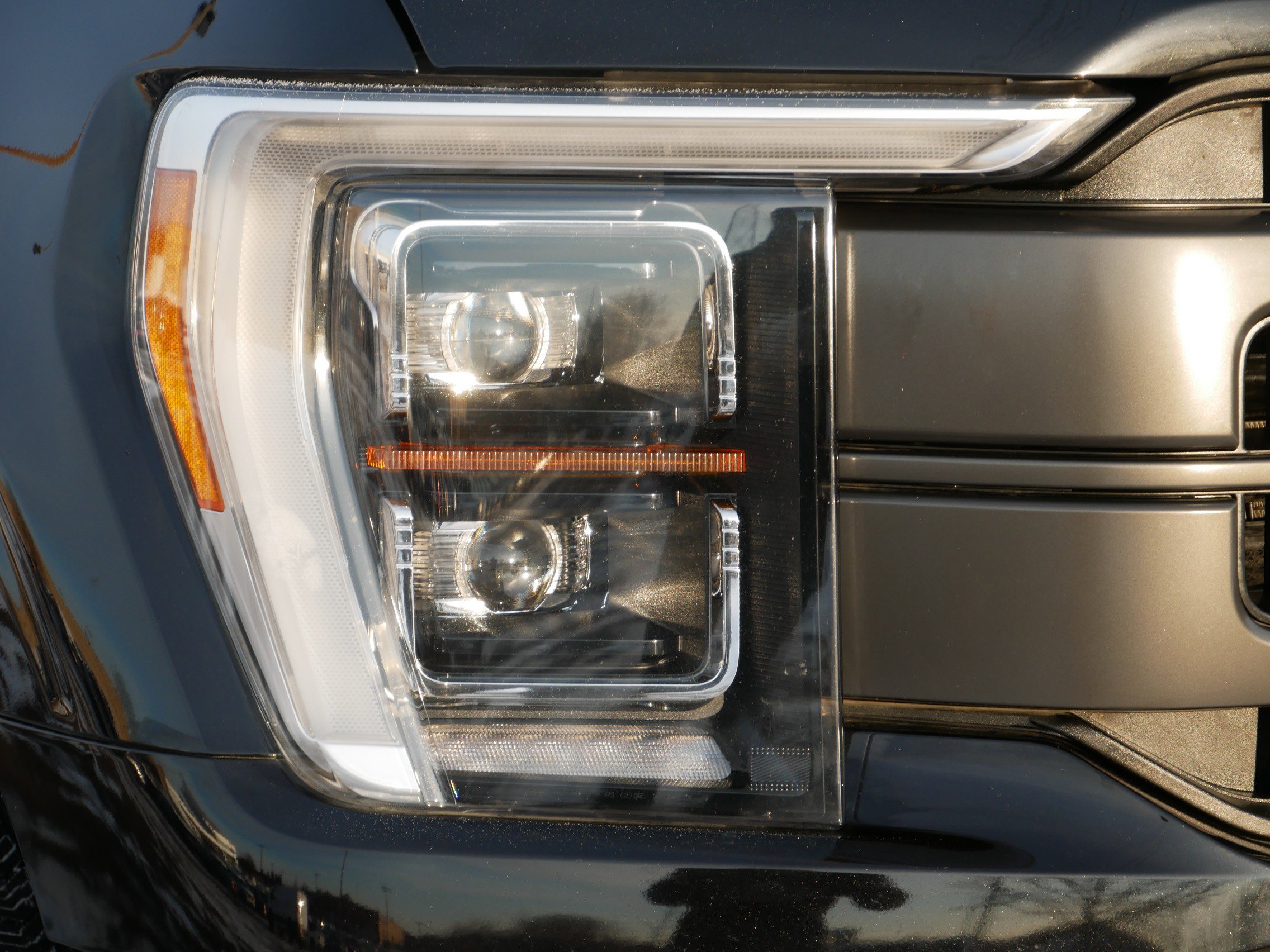 Certified 2022 Ford F150 Lariat w/ Equipment Group 502A High image 9