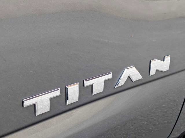 Used 2023 Nissan Titan SV AWD/4WD image 32