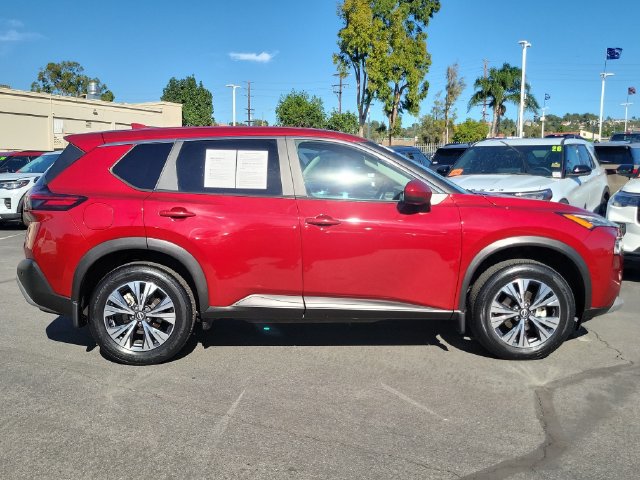 Used 2023 Nissan Rogue SV FWD image 32