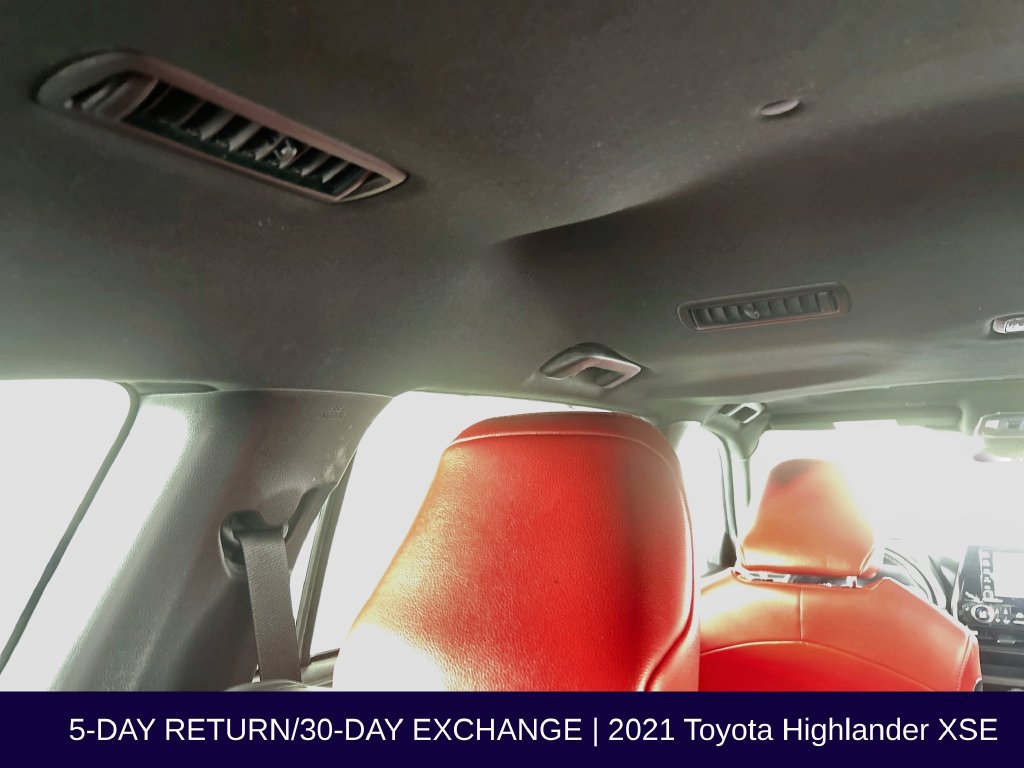 Used 2021 Toyota Highlander XSE AWD/4WD image 39