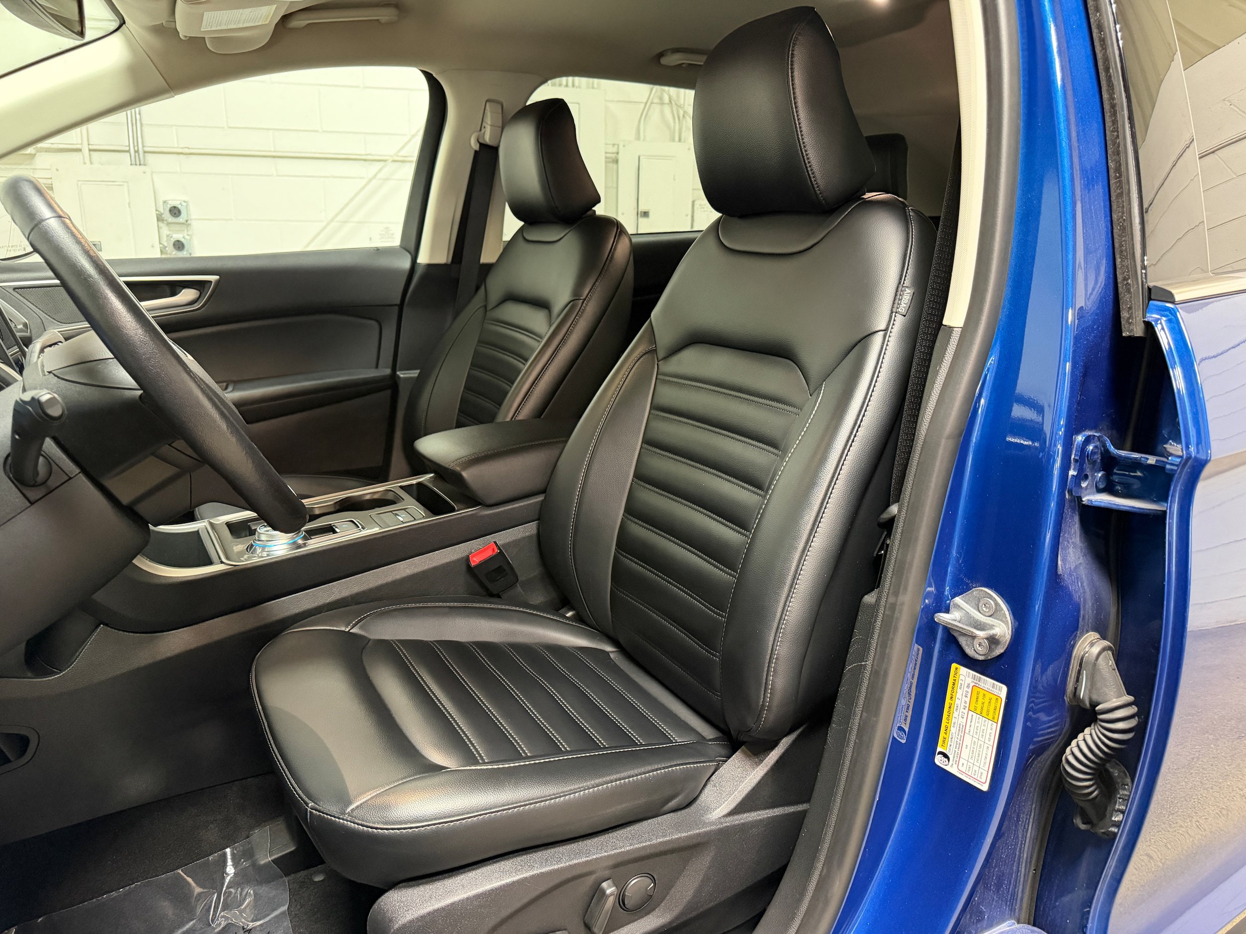 Certified 2024 Ford Edge SEL AWD/4WD image 9