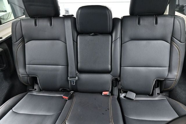 Used 2024 Jeep Wrangler Unlimited Sahara w/ Safety Group AWD/4WD image 27