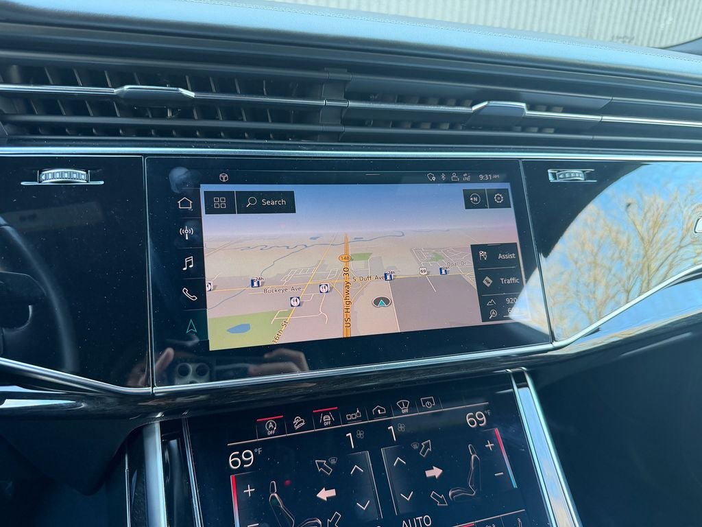 Used 2019 Audi Q8 Prestige w/ Towing Package AWD/4WD image 46