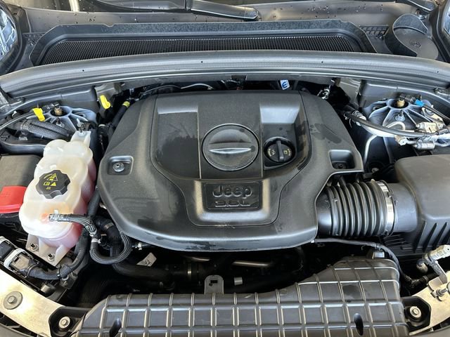 Used 2024 Jeep Grand Cherokee L Summit AWD/4WD image 29