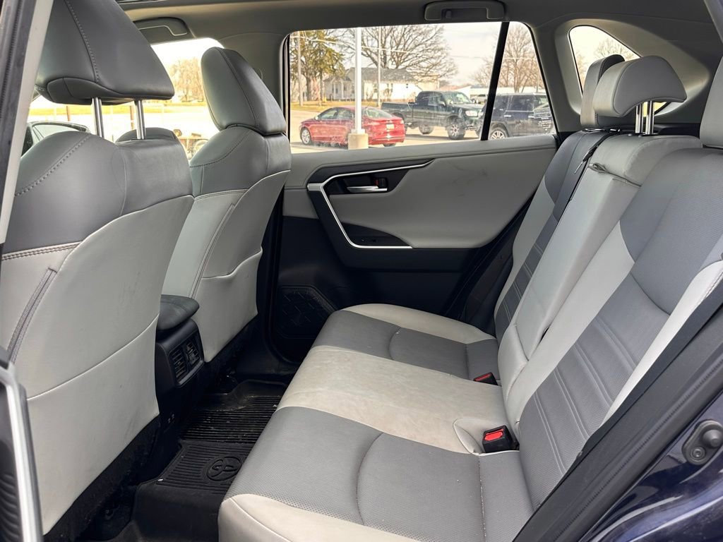 Used 2021 Toyota RAV4 Limited AWD/4WD image 14