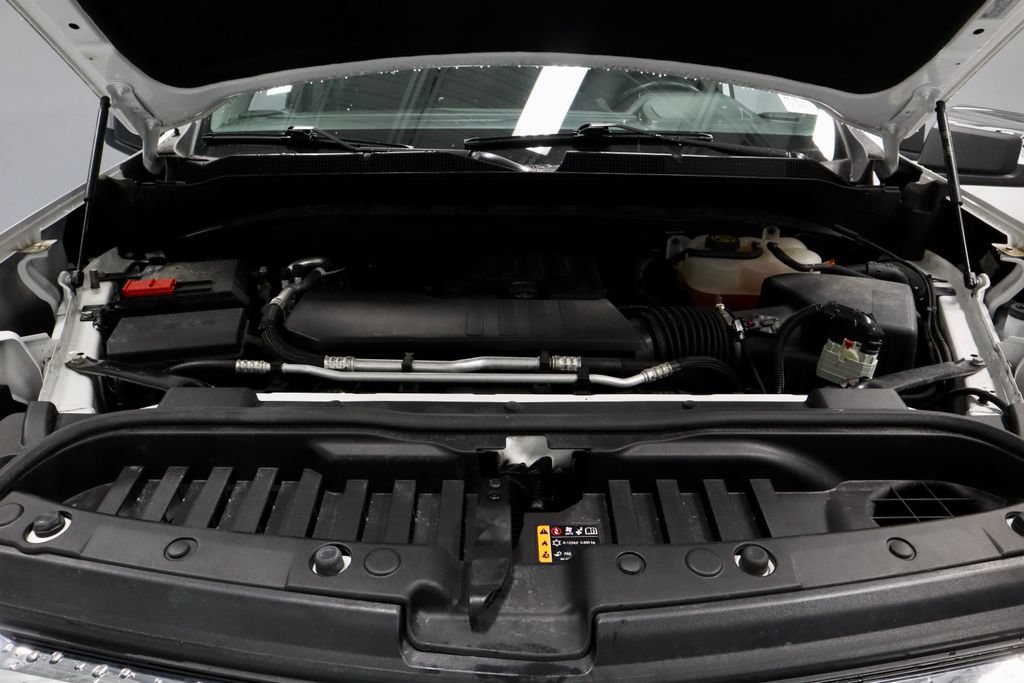 Used 2023 Chevrolet Silverado 1500 LT AWD/4WD image 17