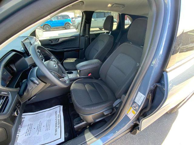Certified 2025 Ford Escape Active AWD/4WD image 11