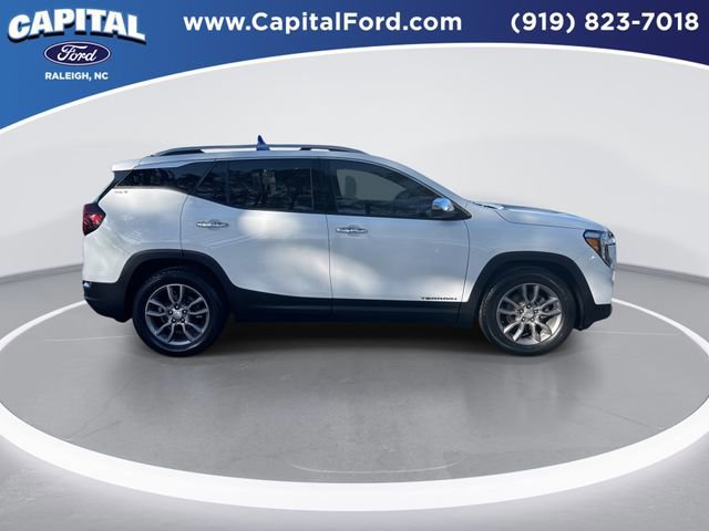 Used 2023 GMC Terrain SLT w/ Tech Package image 7