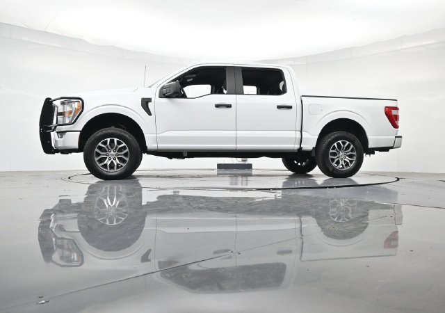 Certified 2022 Ford F150 XL w/ STX Black Appearance Package AWD/4WD image 40