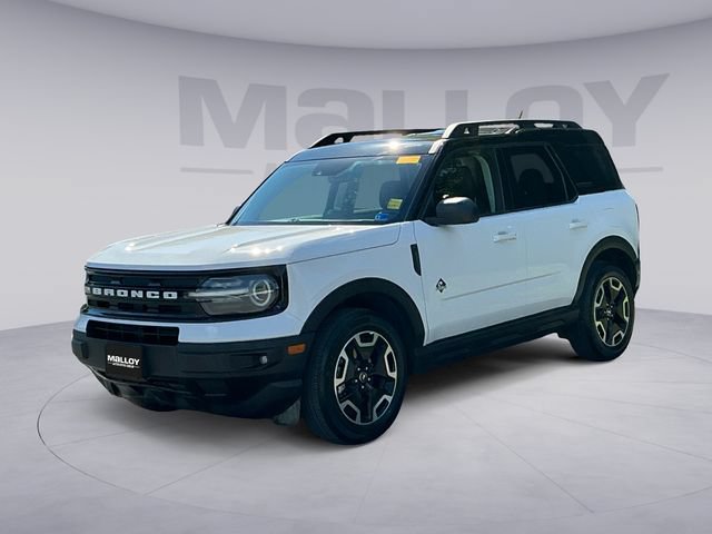 Certified 2023 Ford Bronco Sport Outer Banks w/ Tech Package AWD/4WD image 1