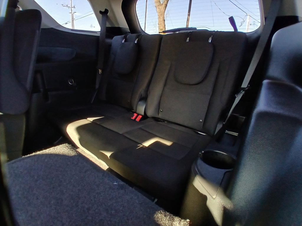 Certified 2021 Ford Explorer XLT RWD image 24
