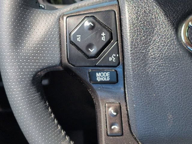 Used 2021 Toyota 4Runner Venture w/ Moonroof Package AWD/4WD image 30