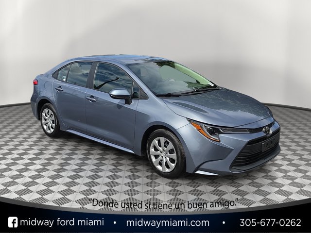 Used 2025 Toyota Corolla LE FWD image 1