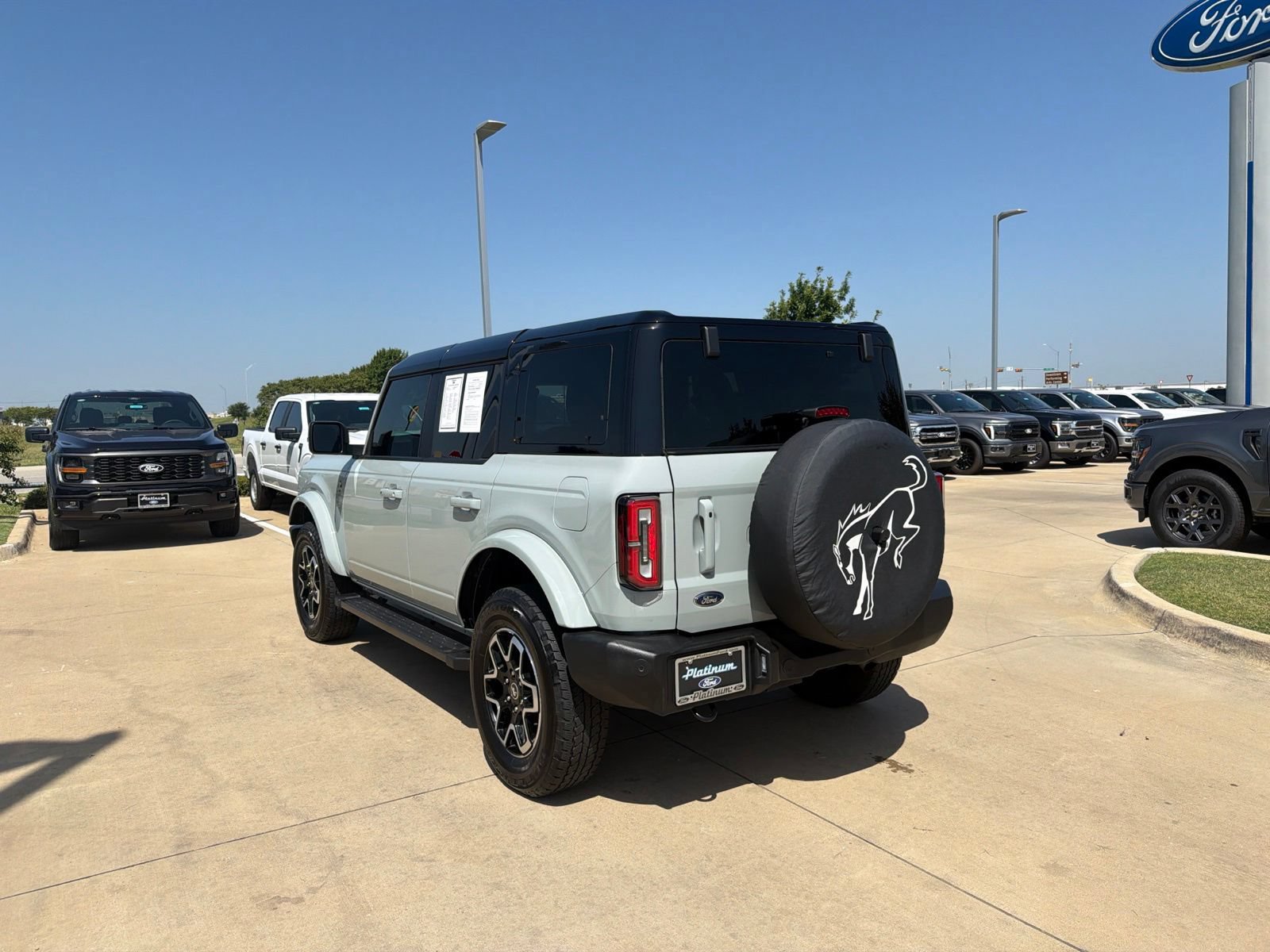 Certified 2024 Ford Bronco Outer Banks AWD/4WD image 3