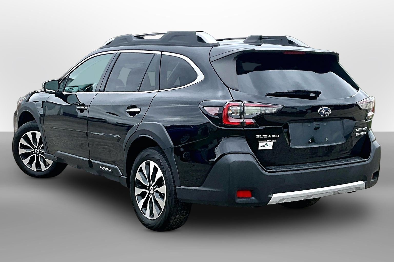 Used 2024 Subaru Outback Touring XT AWD/4WD image 10