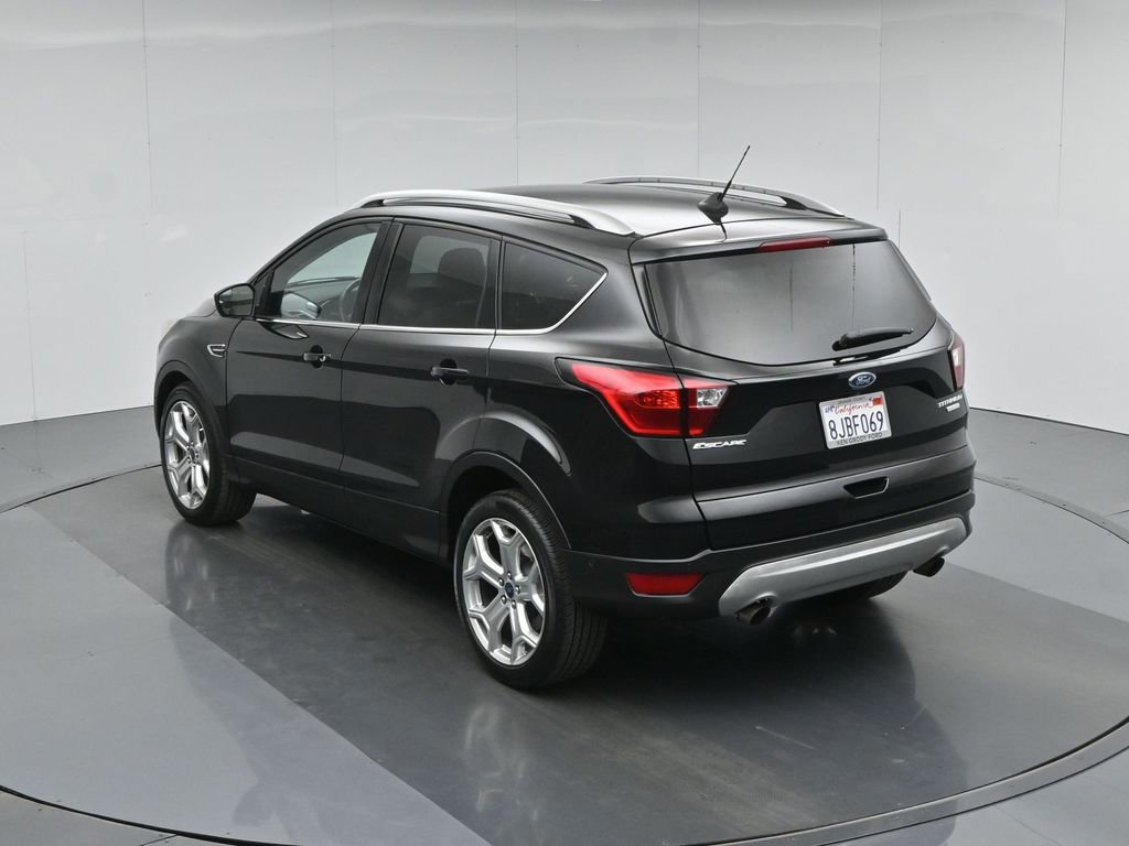 Certified 2019 Ford Escape Titanium FWD image 23