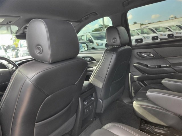 Used 2022 Chevrolet Traverse RS image 16