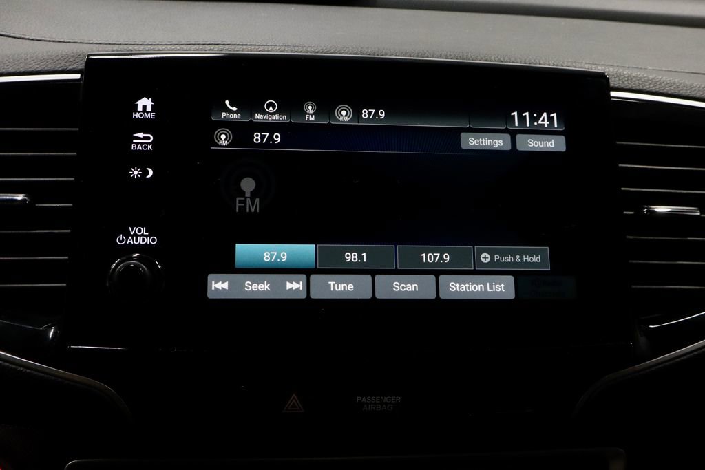 Used 2022 Honda Passport TrailSport image 4