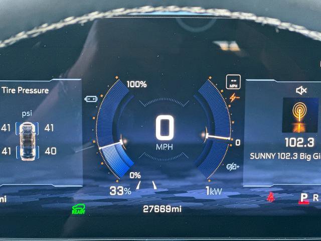 Used 2025 Chevrolet Equinox EV LT w/ Convenience Package image 25