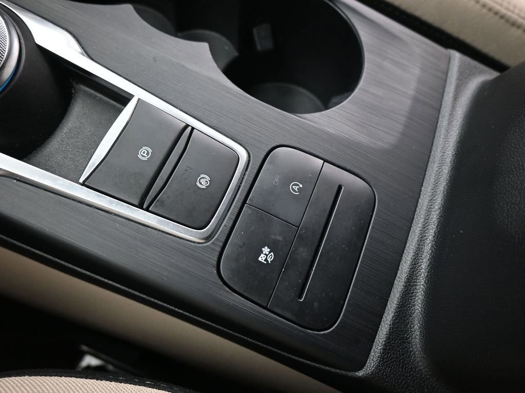 Certified 2018 Ford Mustang Premium image 39