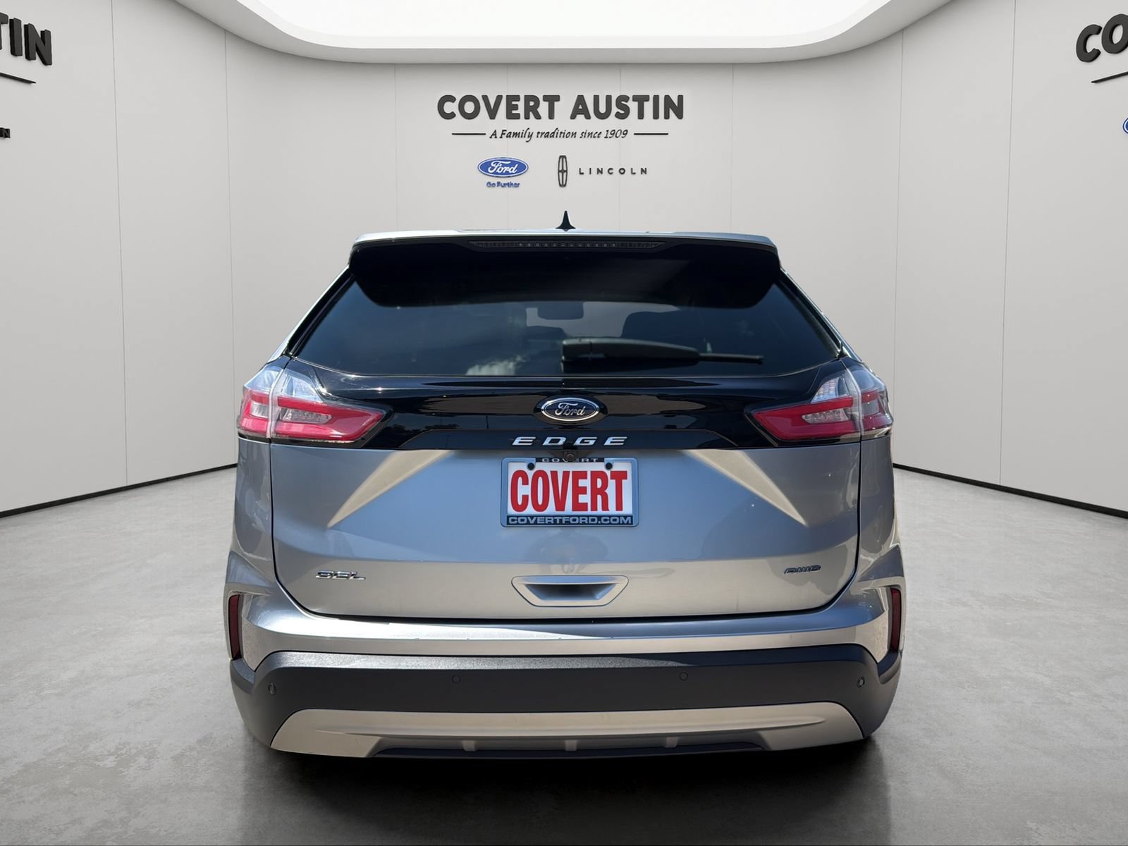 Certified 2024 Ford Edge SEL AWD/4WD image 4