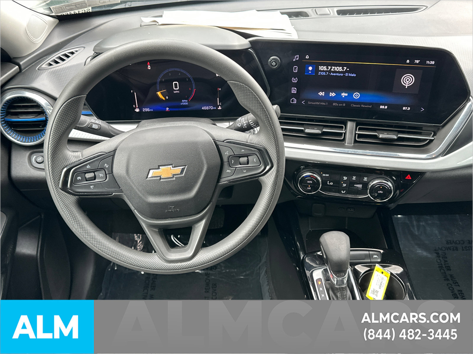 Used 2025 Chevrolet Trax LT FWD image 27