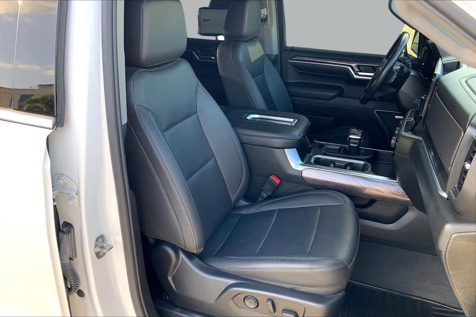 Used 2022 Chevrolet Silverado 1500 LTZ w/ LTZ Premium Texas Edition RWD image 6
