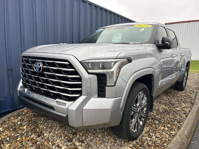 Used 2024 Toyota Tundra Capstone AWD/4WD image 6