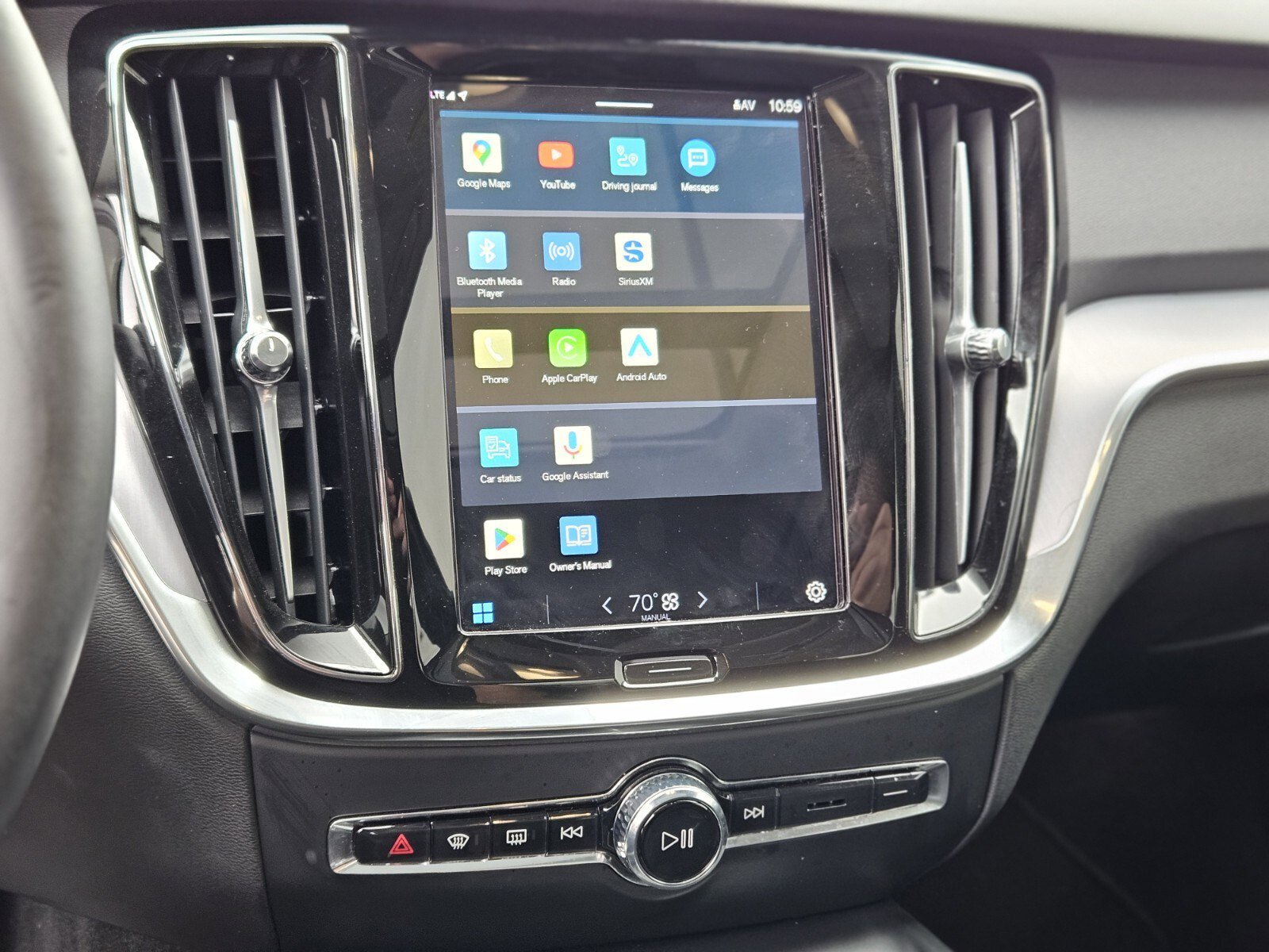 Used 2024 Volvo S60 B5 Core image 20