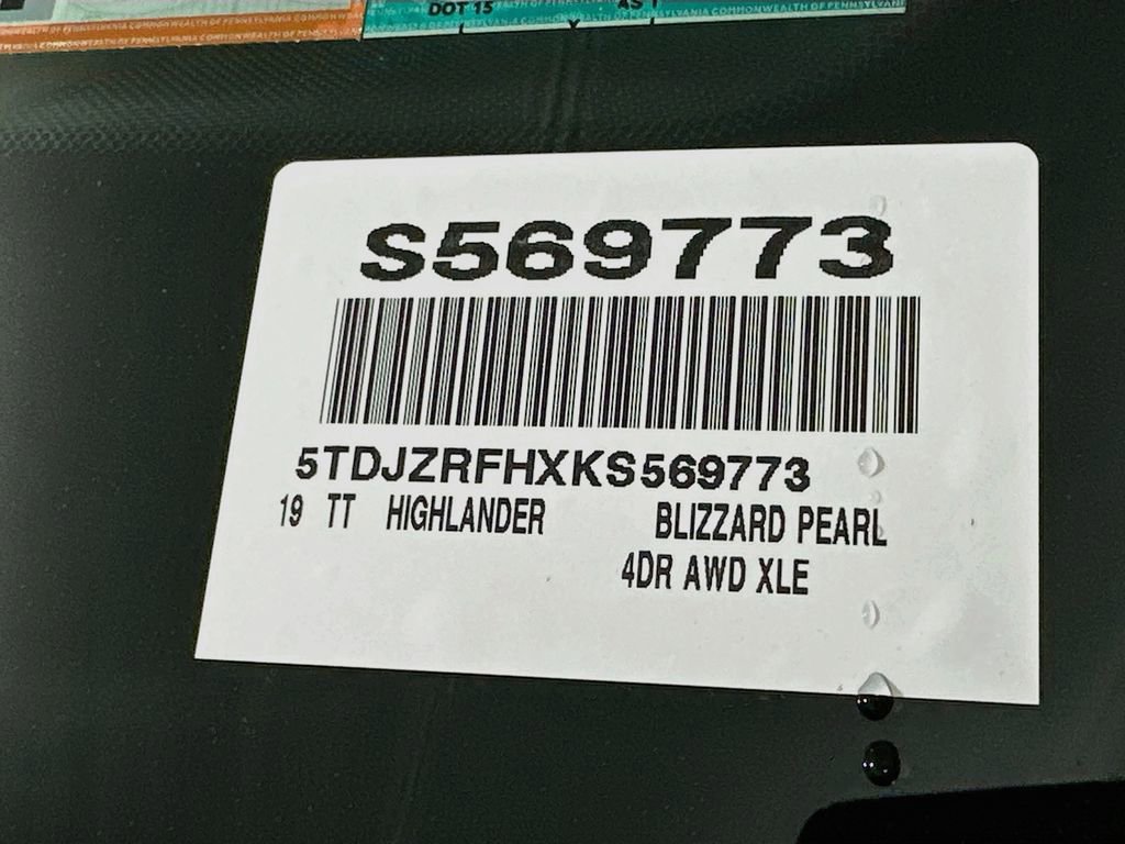 Used 2019 Toyota Highlander XLE image 8