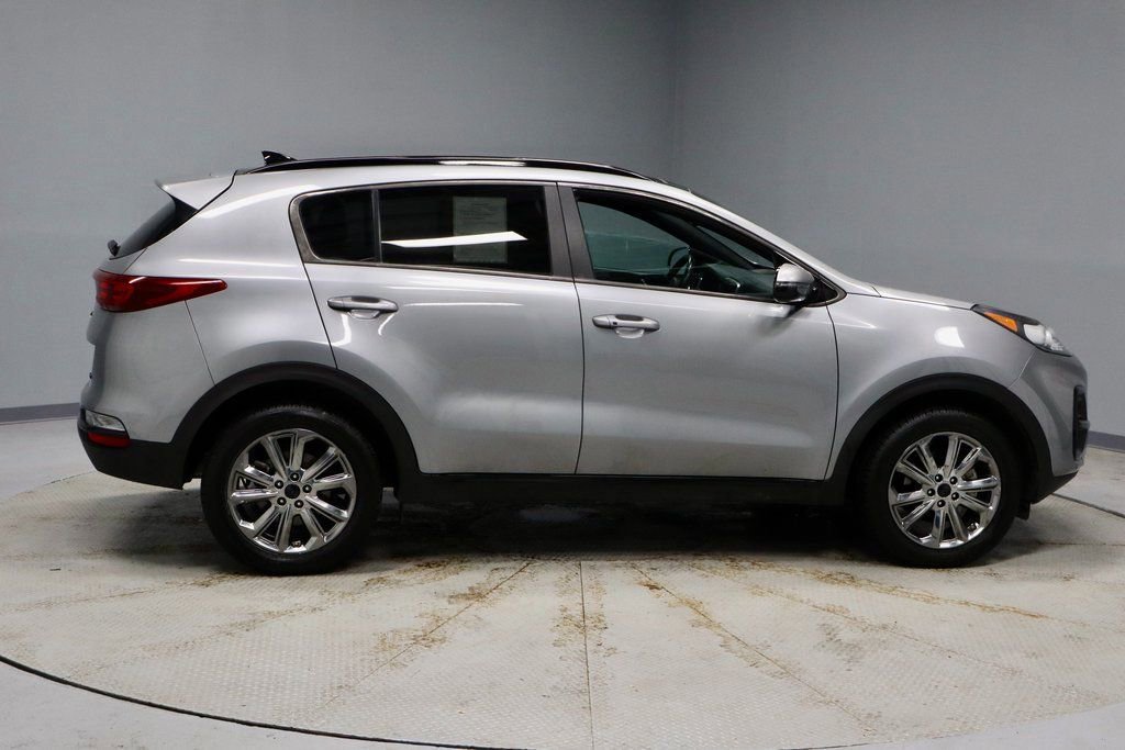 Used 2022 Kia Sportage Nightfall Edition w/ Nighfall AWD Premium Package image 6