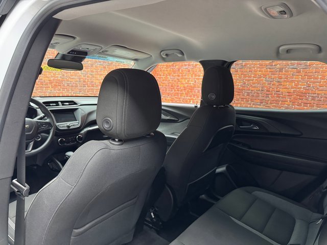 Used 2021 Chevrolet TrailBlazer LT w/ Driver Confidence Package image 25