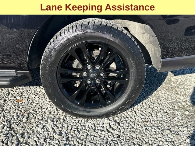 Certified 2024 Ford Expedition XLT image 9