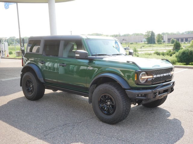 Certified 2023 Ford Bronco Wildtrak AWD/4WD image 3