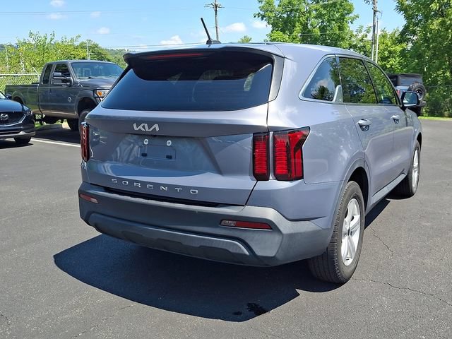 Used 2022 Kia Sorento LX FWD image 13