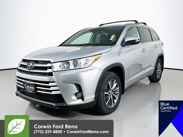 Used 2018 Toyota Highlander XLE AWD/4WD image 3