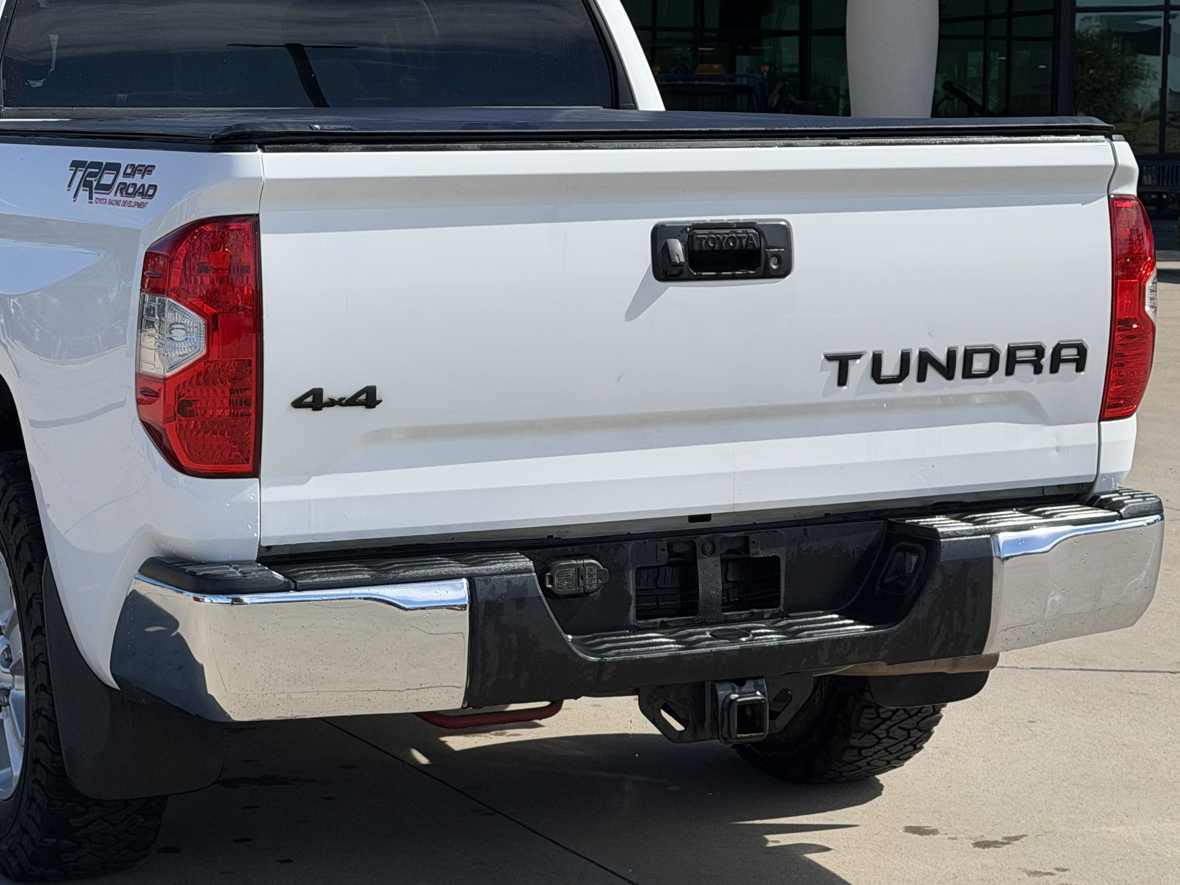 Used 2021 Toyota Tundra SR5 w/ SR5 Leather Package AWD/4WD image 7